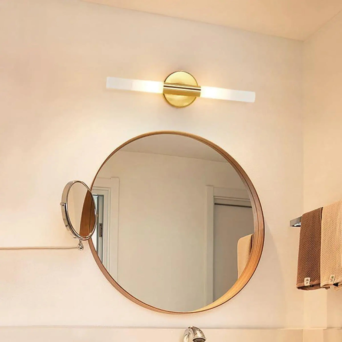 Applique Murale BALI : Éclairage Design pour Salle de Bain