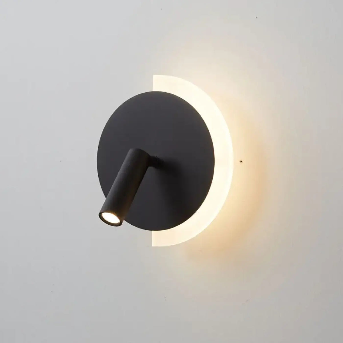 Applique Murale Circulaire LED CIRCA - Design Moderne & Éclairage Doux