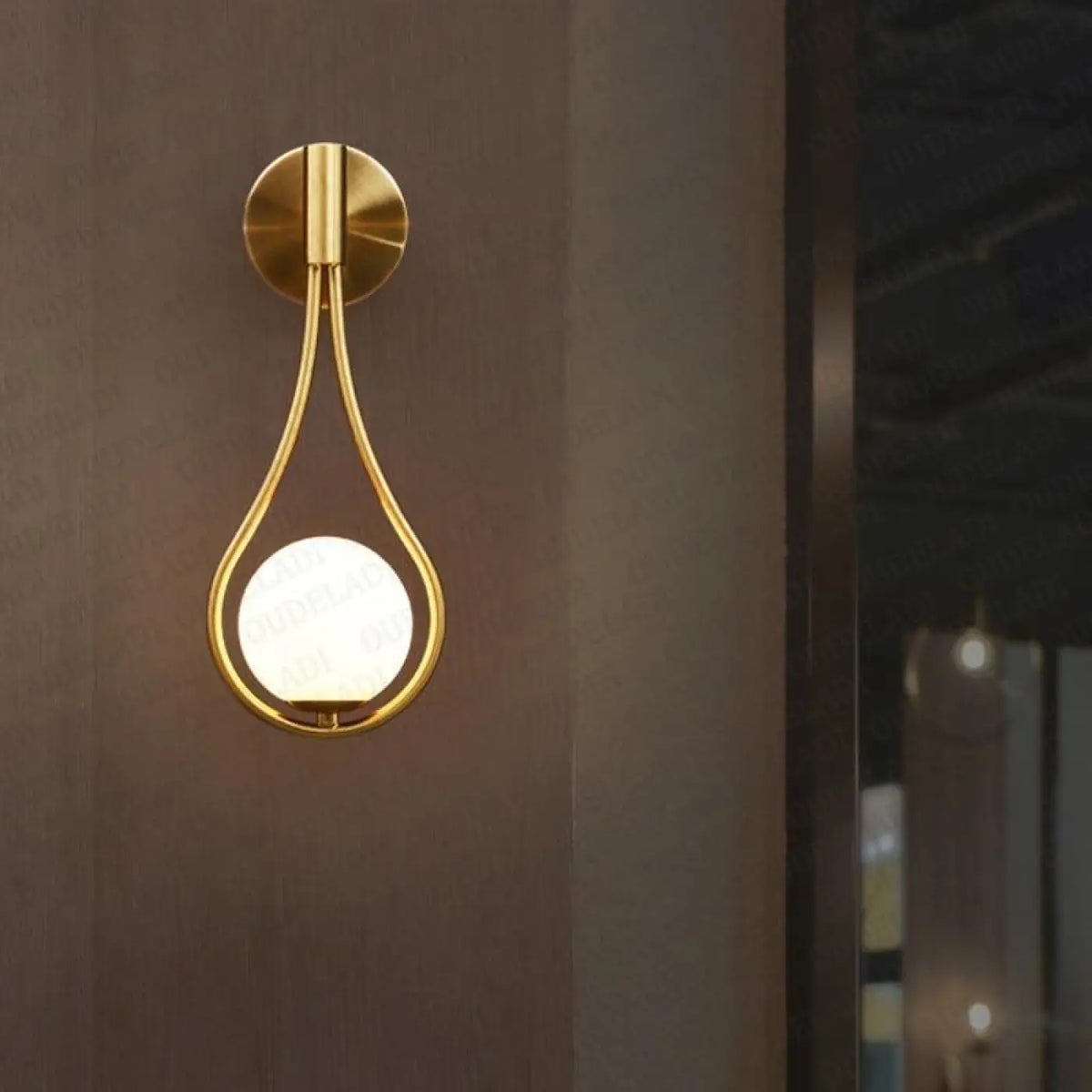Applique Murale ESTER Goutte d'Eau LED Design Aluminium