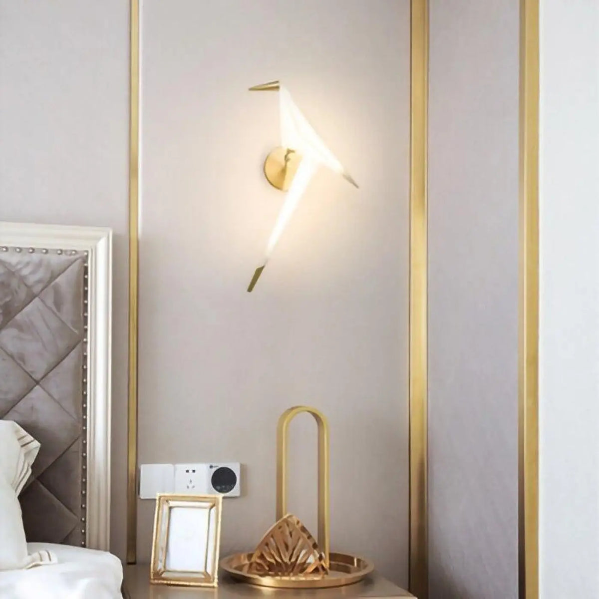 Applique Murale Oiseau Design Doré LED