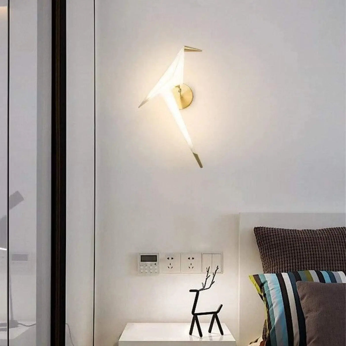 Applique Murale Oiseau Design Doré LED