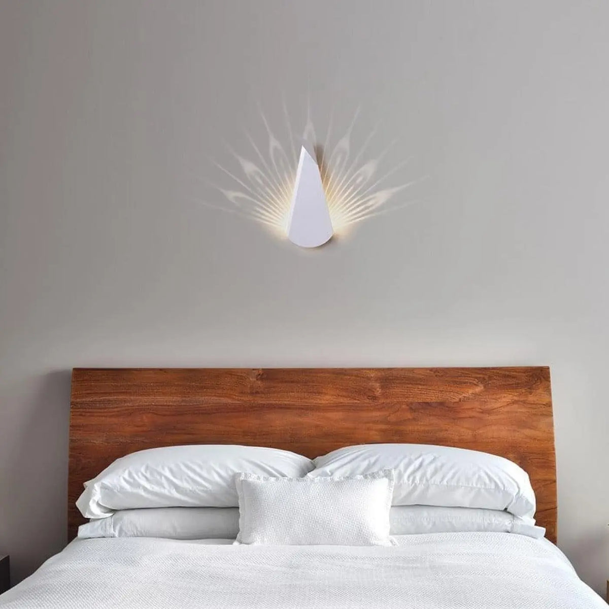 Applique Murale PAON : Élégance Naturelle & Design Moderne