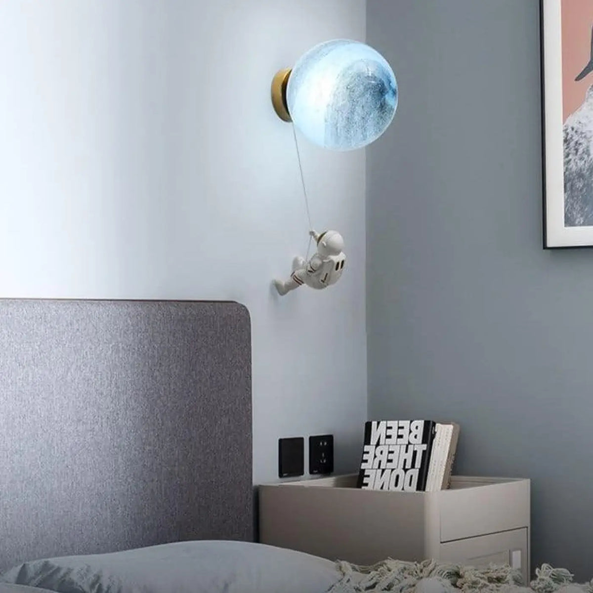 Applique Murale Planète : Éclairage Cosmique Design