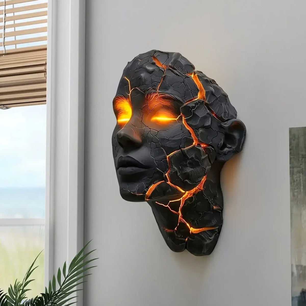 Applique Murale Sculpturale Visage Fissuré Ambre