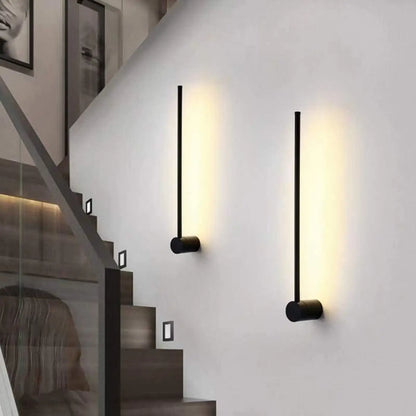 Applique Murale Design VERTI LED Noir ou Doré
